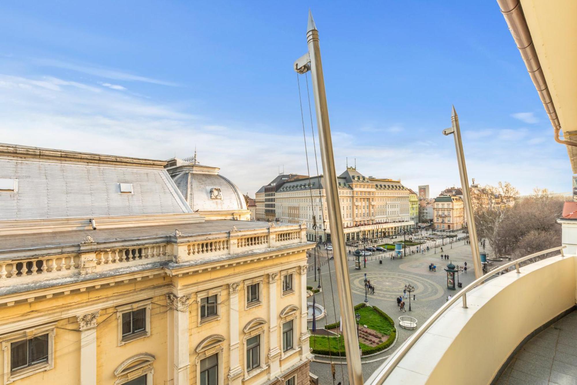 Appartamento Luxe Living At Old Town Center Bratislava Esterno foto