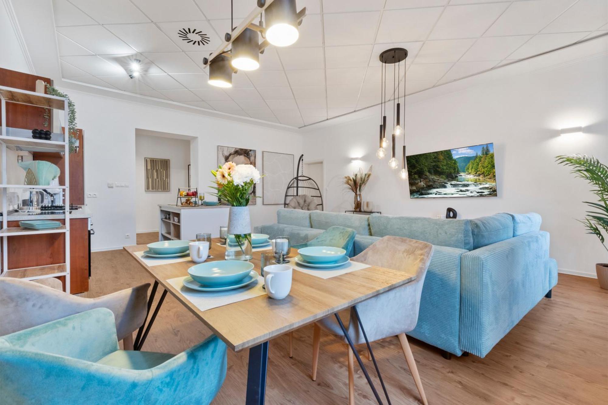 Appartamento Luxe Living At Old Town Center Bratislava Esterno foto