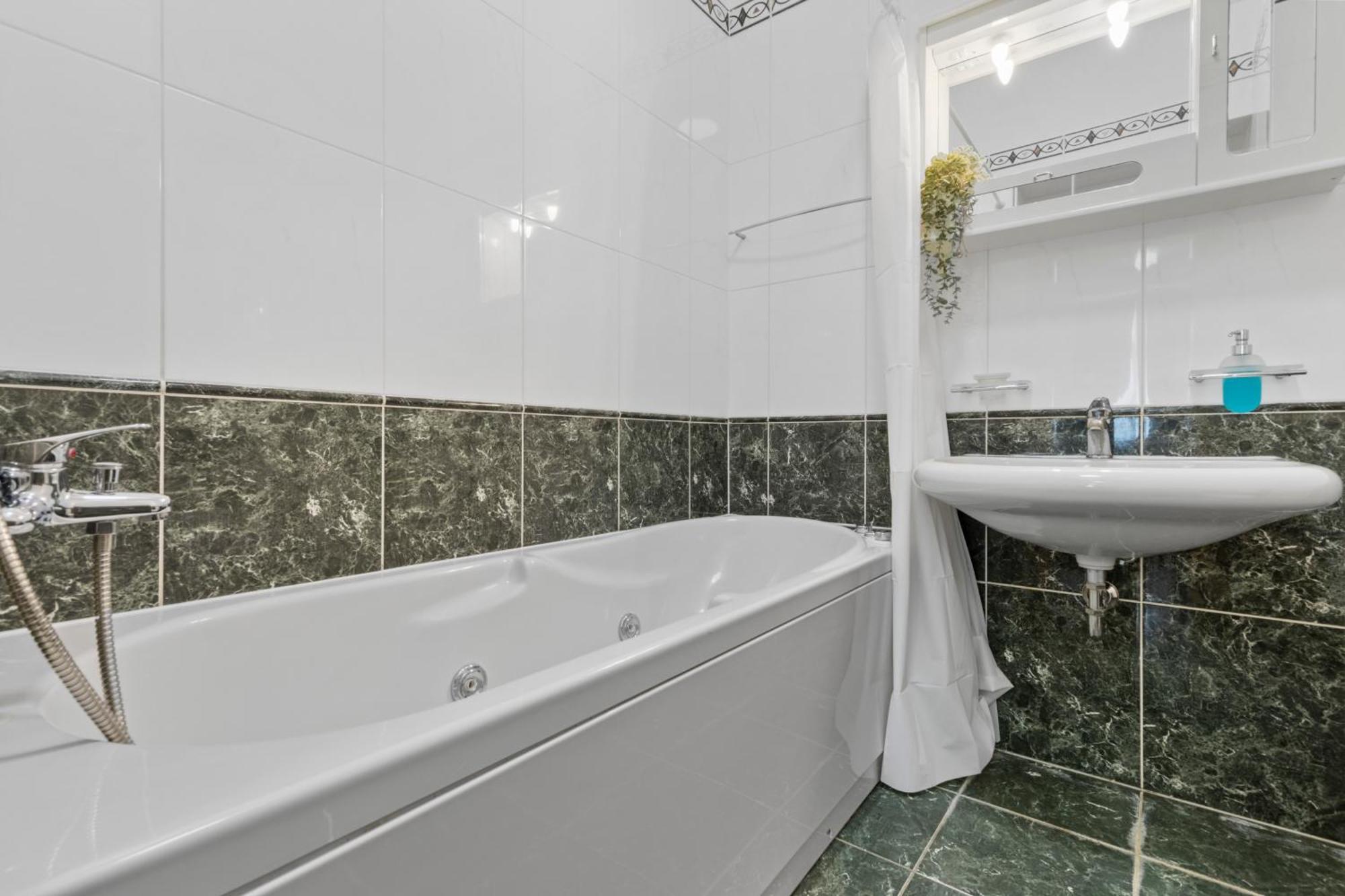 Appartamento Luxe Living At Old Town Center Bratislava Esterno foto